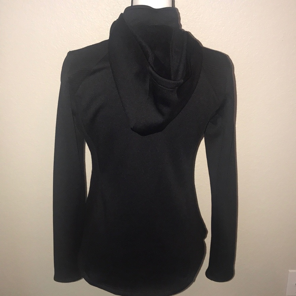 Fila sport jacket, black long sleeve w thumb holes - Picture 6 of 6